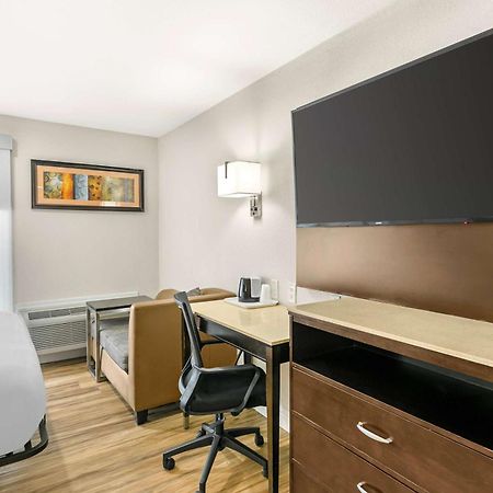 Quality Inn & Suites Sacramento Zewnętrze zdjęcie