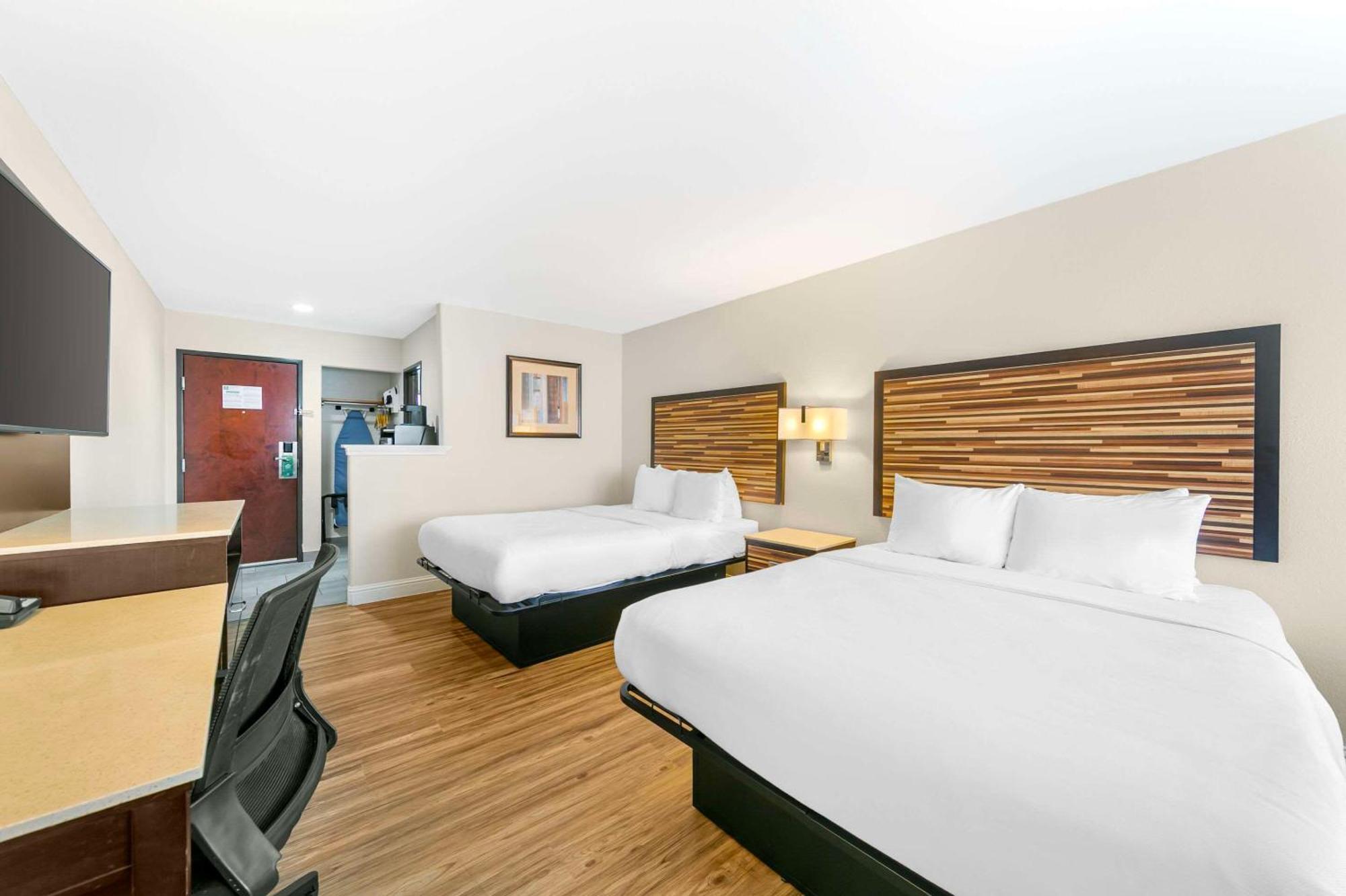 Quality Inn & Suites Sacramento Zewnętrze zdjęcie