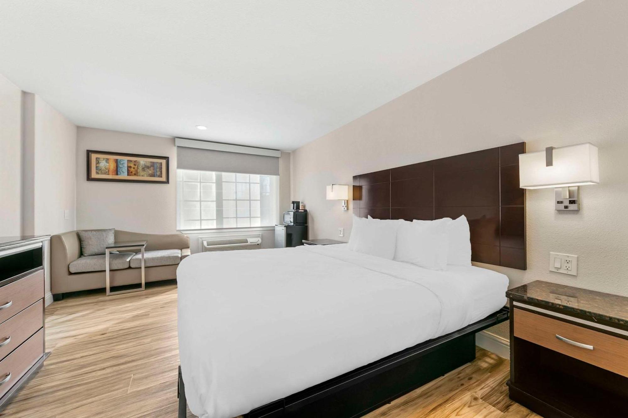 Quality Inn & Suites Sacramento Zewnętrze zdjęcie