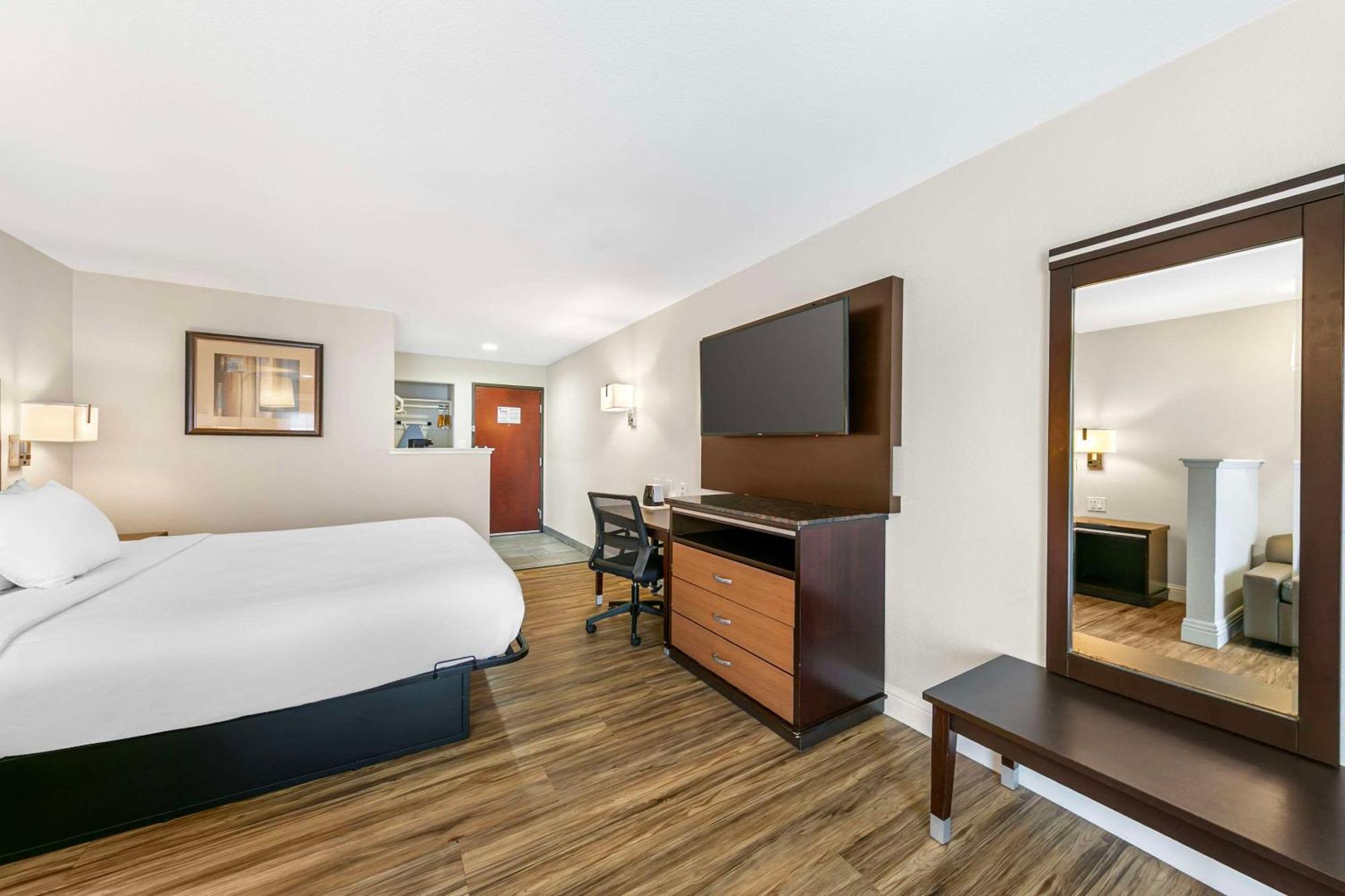 Quality Inn & Suites Sacramento Zewnętrze zdjęcie