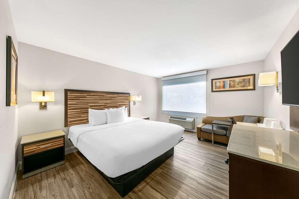 Quality Inn & Suites Sacramento Pokój zdjęcie