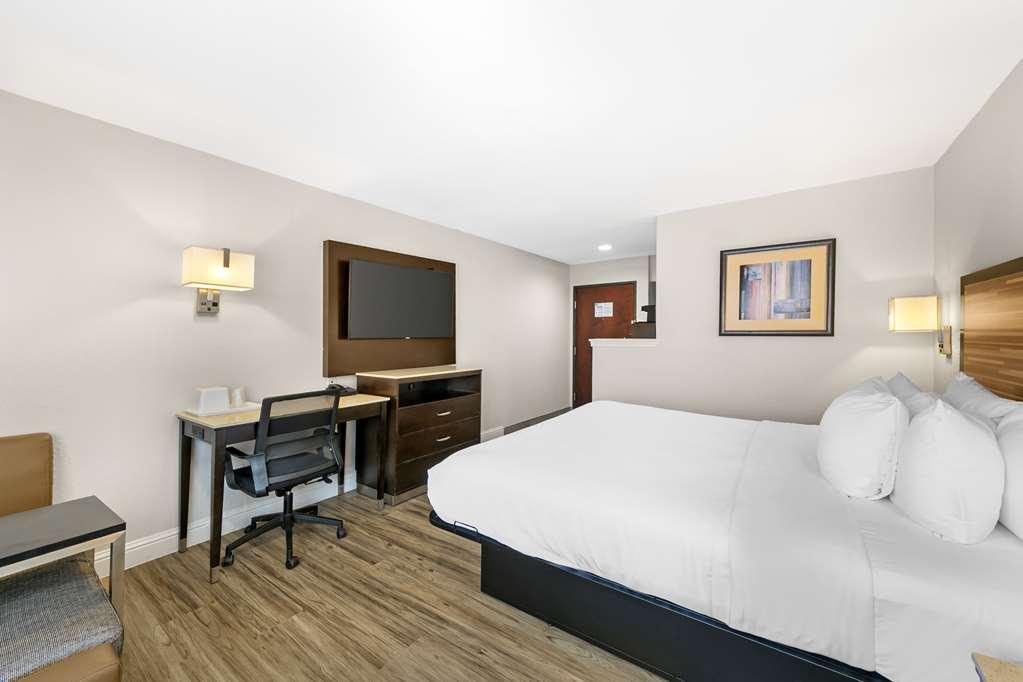 Quality Inn & Suites Sacramento Pokój zdjęcie