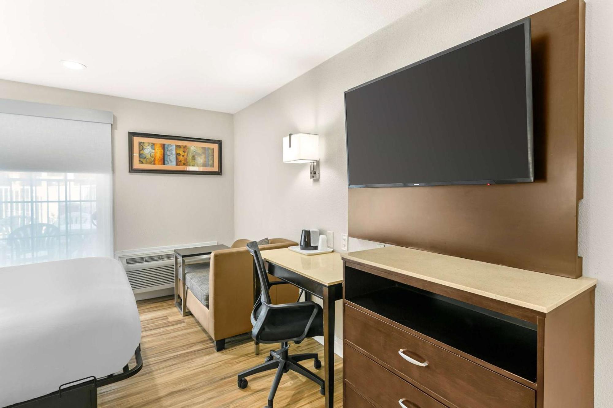 Quality Inn & Suites Sacramento Zewnętrze zdjęcie