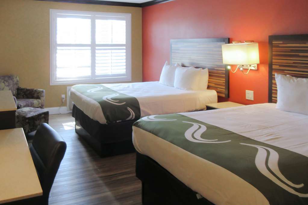 Quality Inn & Suites Sacramento Pokój zdjęcie